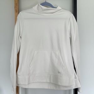 Under Armor Sweatshirt